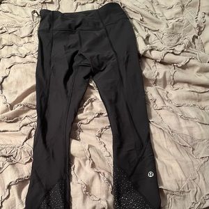 Lululemon black leggings